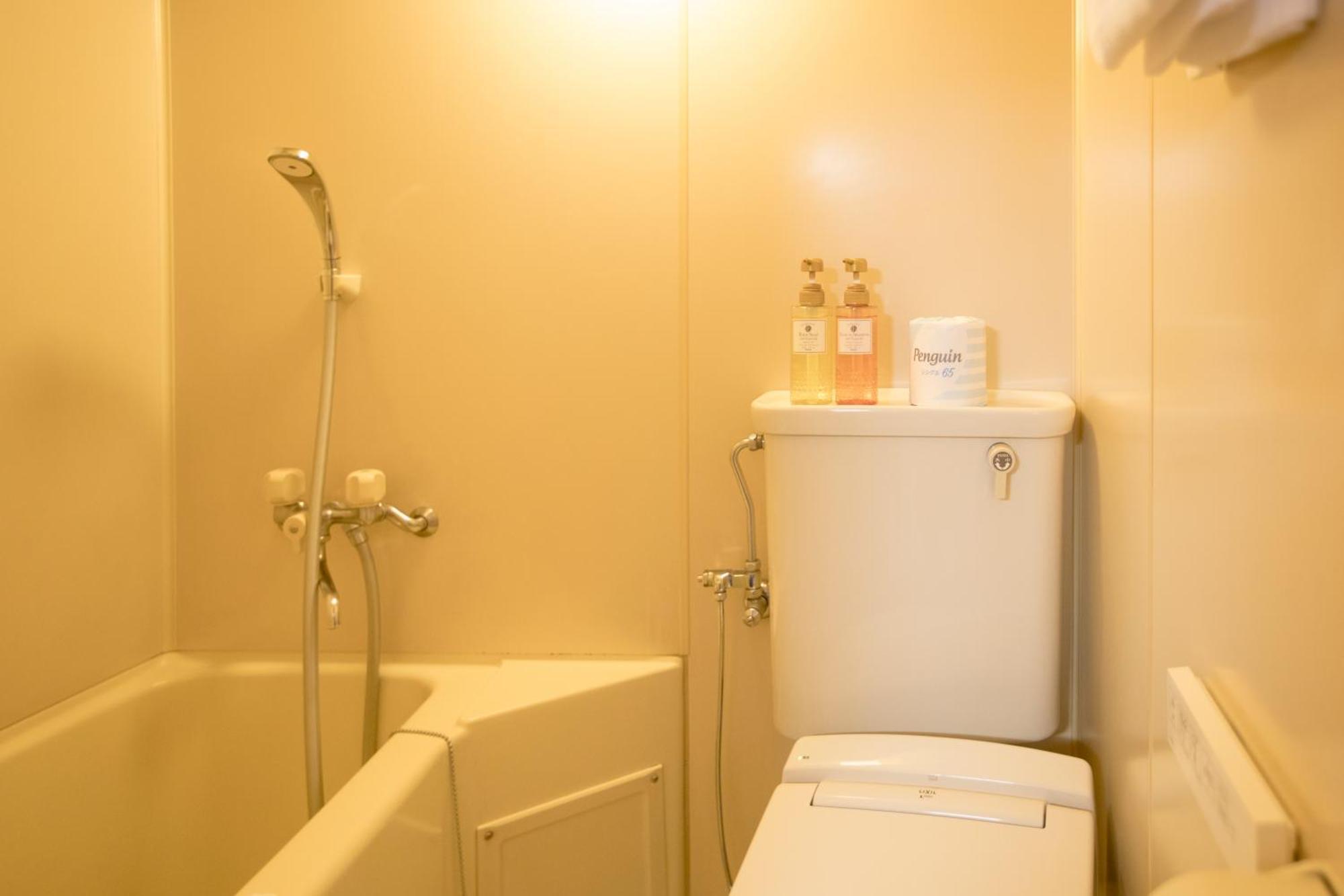 Flexstay Inn Kawasaki Kaizuka Bagian luar foto