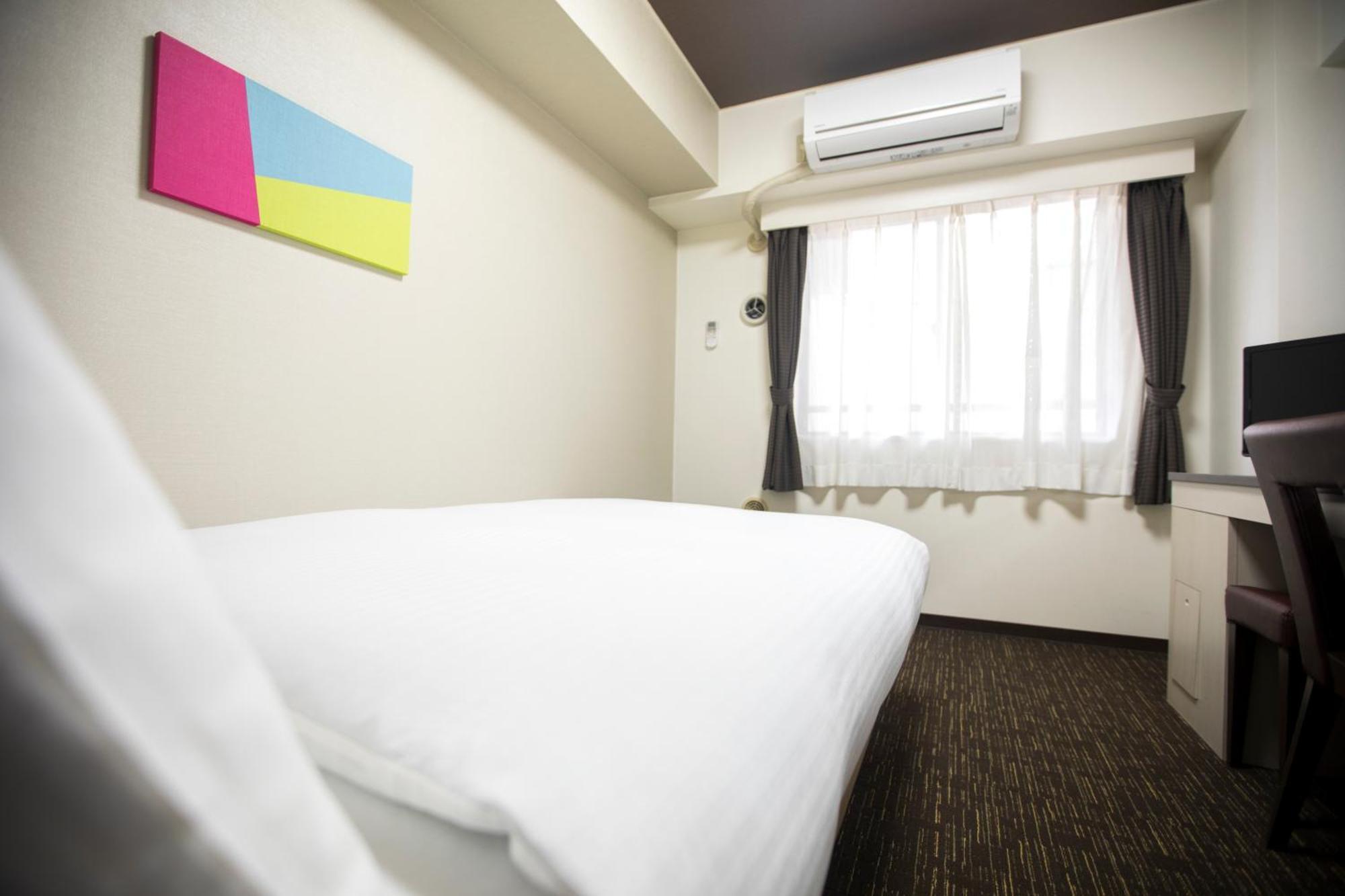 Flexstay Inn Kawasaki Kaizuka Bagian luar foto
